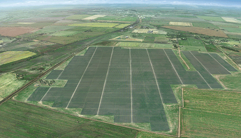 The Moree Solar Farm (artist’s impression), a large-scale solar PV plant being constructed near Moree in northern NSW, is among the projects the CEFC has invested in.