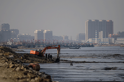 In China alone more than 1.2 million hectares of wetland reclamation has taken place in the last 50 years, perhaps accounting for more than 5 per cent of the worlds’ tidal wetlands.
