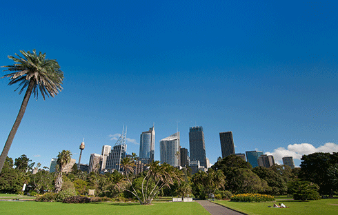 Forty per cent of city-dwellers in Australia are missing out on the health benefits that parks offer, including a lower risk of developing heart disease, stress, anxiety and depression, according to researchers.
